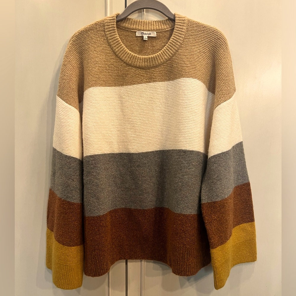 NWT Madewell striped sweater. Very stylish. Size L